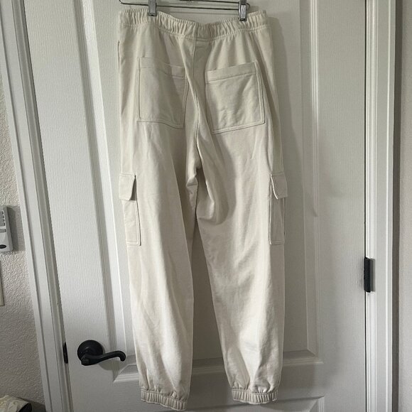 Calvin Klein Womens Archive Logo Fleece Cargo Joggers Cream Size Small NWOT! - Picture 3 of 7
